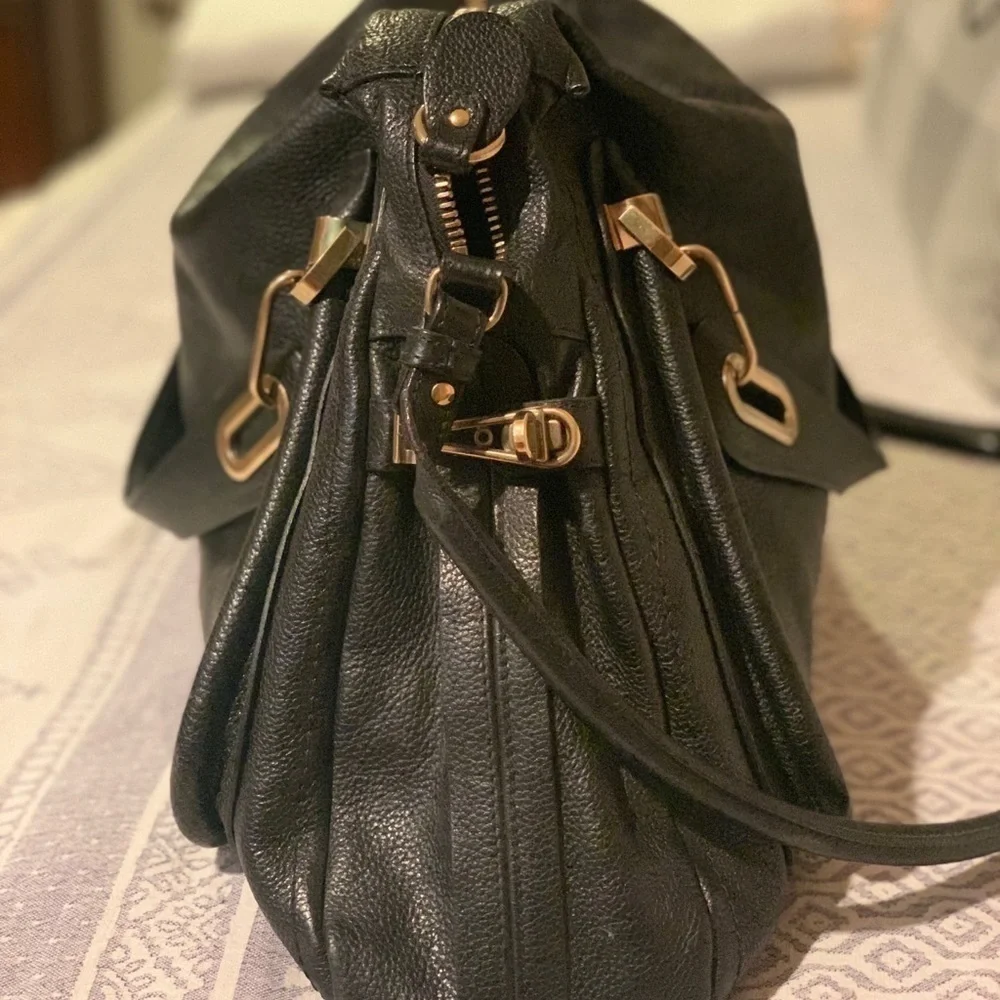 Chloe Paraty Medium Bag in Black Leather​​​​​​​​​